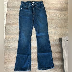 Levi’s 725 women’s high rise boot cut jeans